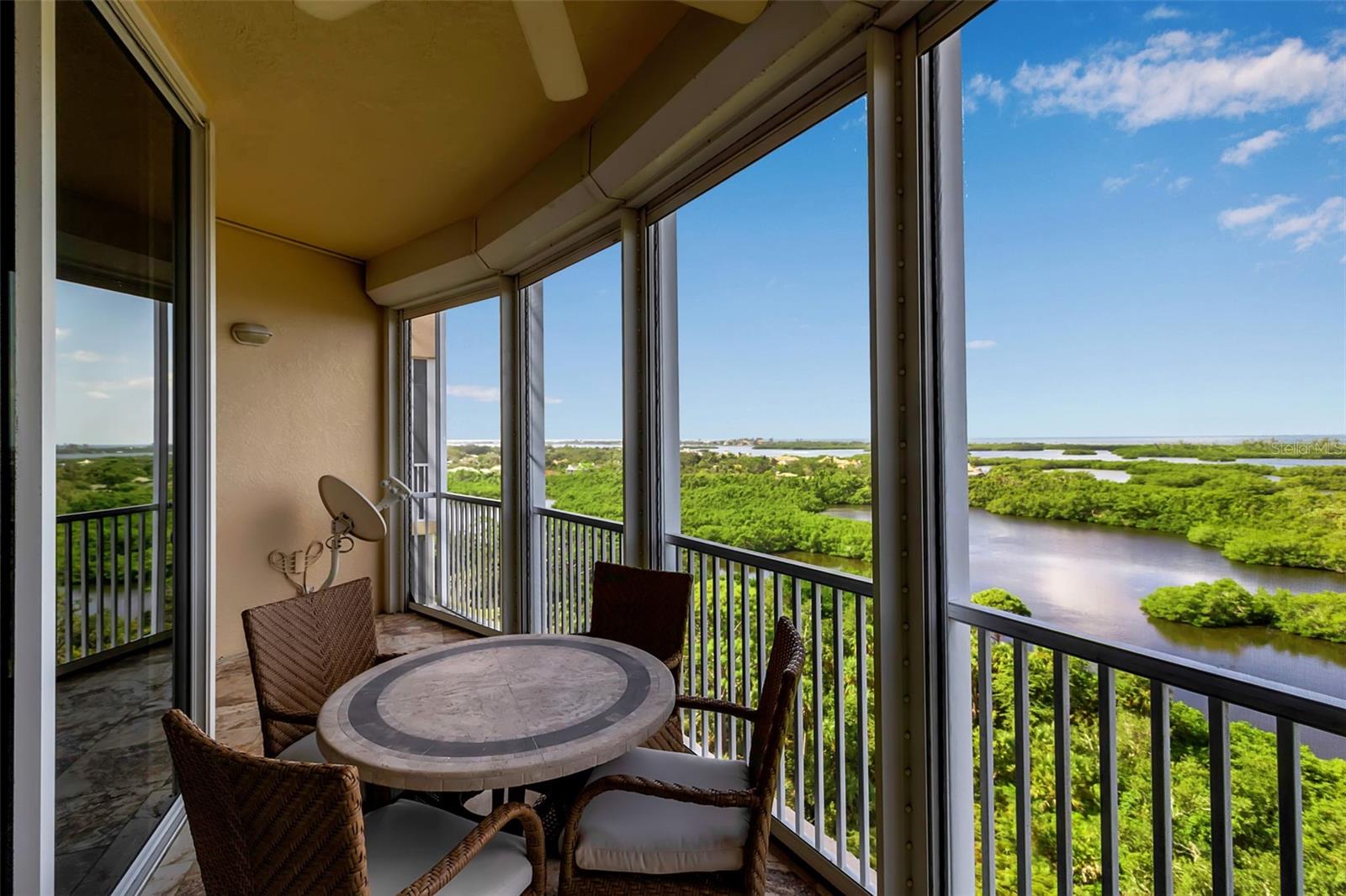 MERIDIAN AT THE OAKS - Residential