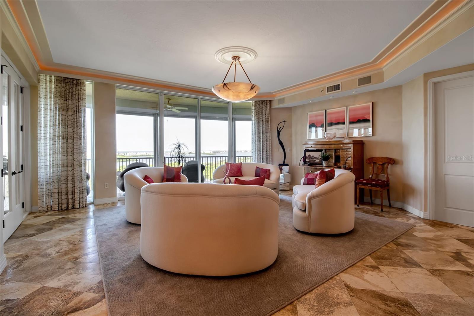 MERIDIAN AT THE OAKS - Residential