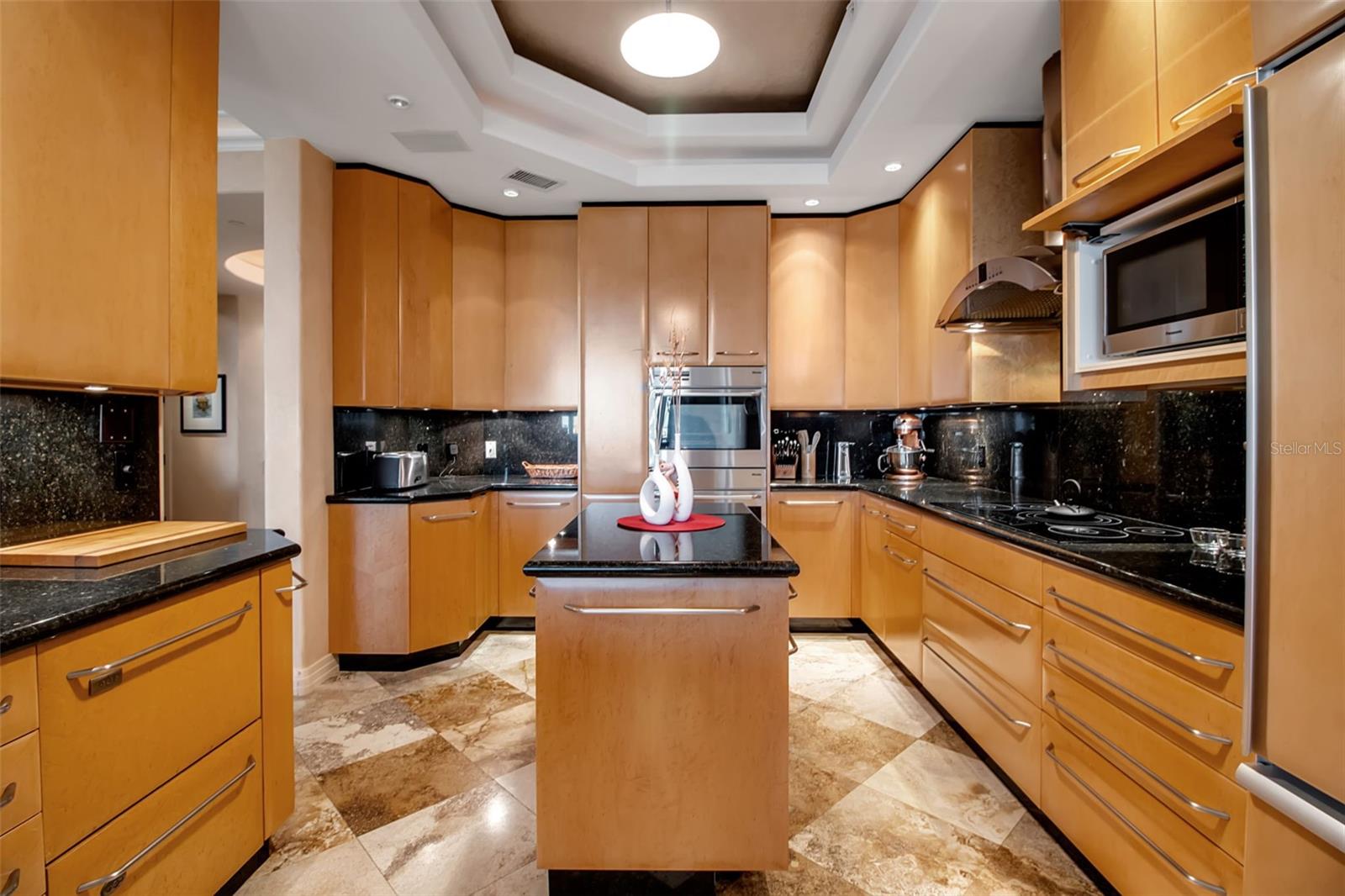 MERIDIAN AT THE OAKS - Residential