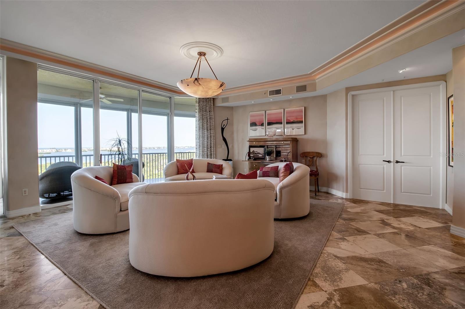 MERIDIAN AT THE OAKS - Residential