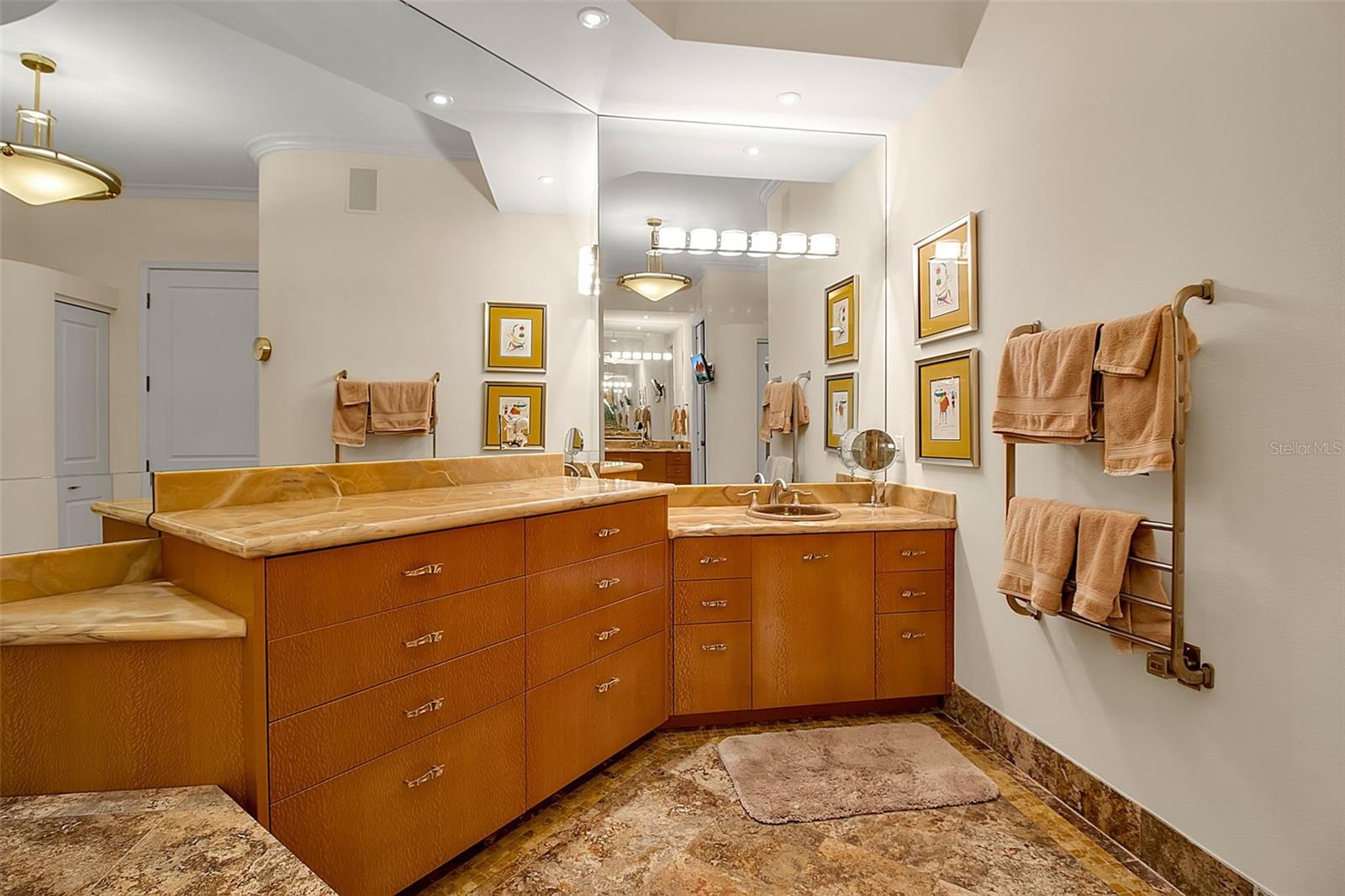 MERIDIAN AT THE OAKS - Residential