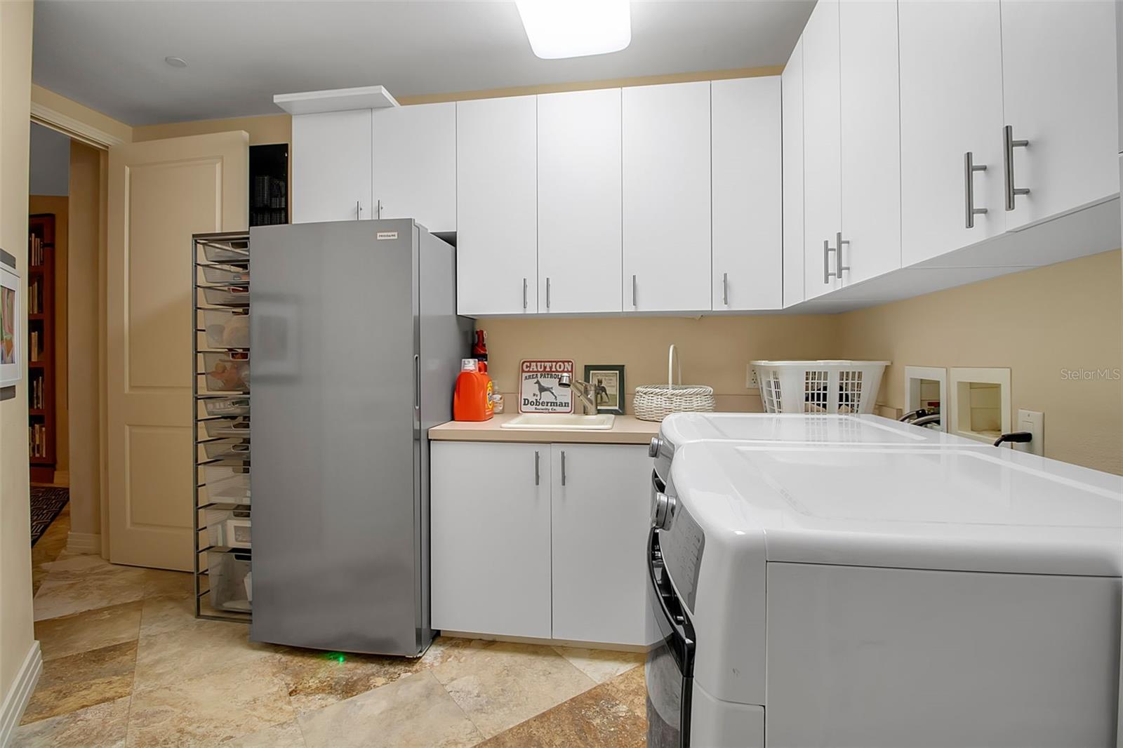 MERIDIAN AT THE OAKS - Residential