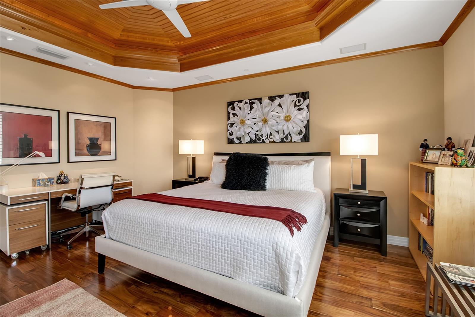 MERIDIAN AT THE OAKS - Residential