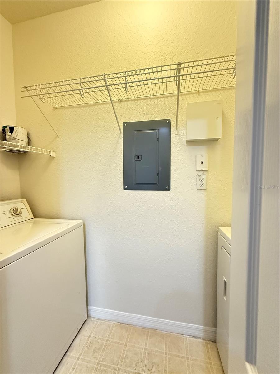 VISCONTI WEST - Residential Lease