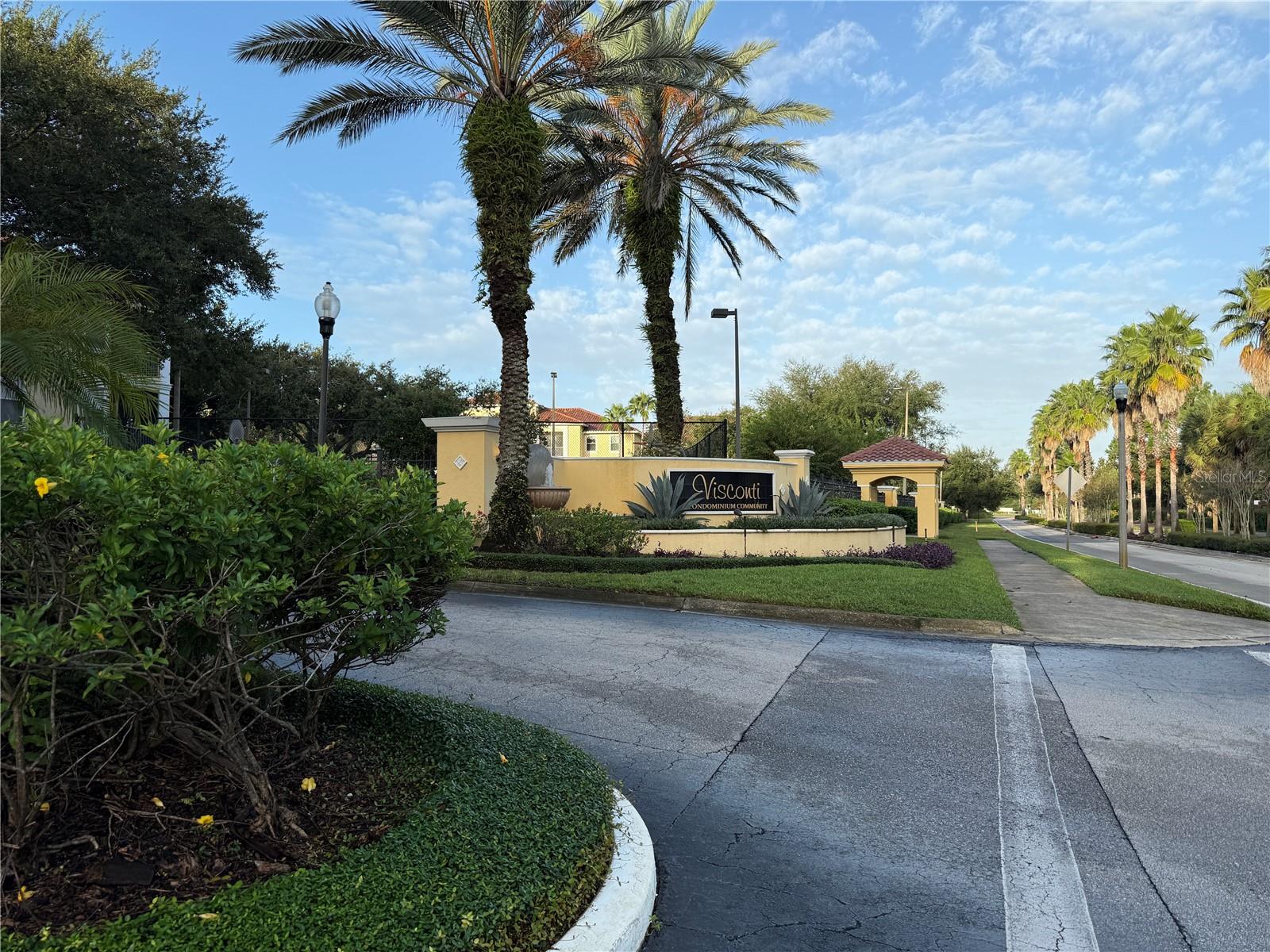 VISCONTI WEST - Residential Lease