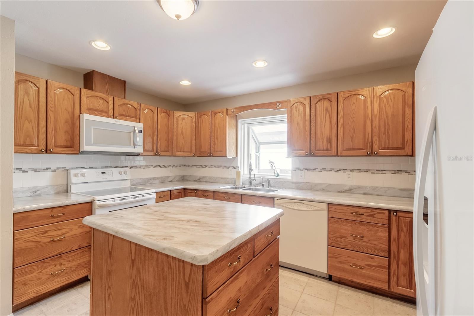 SHALLOWBROOK AT DUNLAWTON HILLS PH 02 - Residential