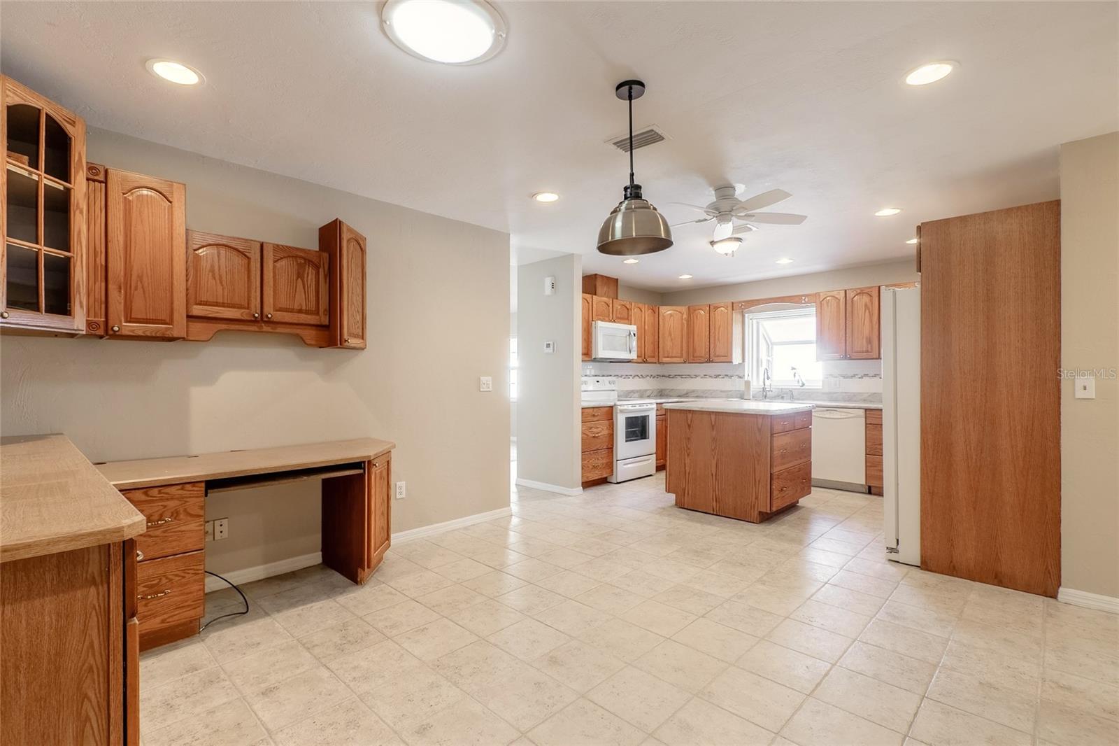 SHALLOWBROOK AT DUNLAWTON HILLS PH 02 - Residential