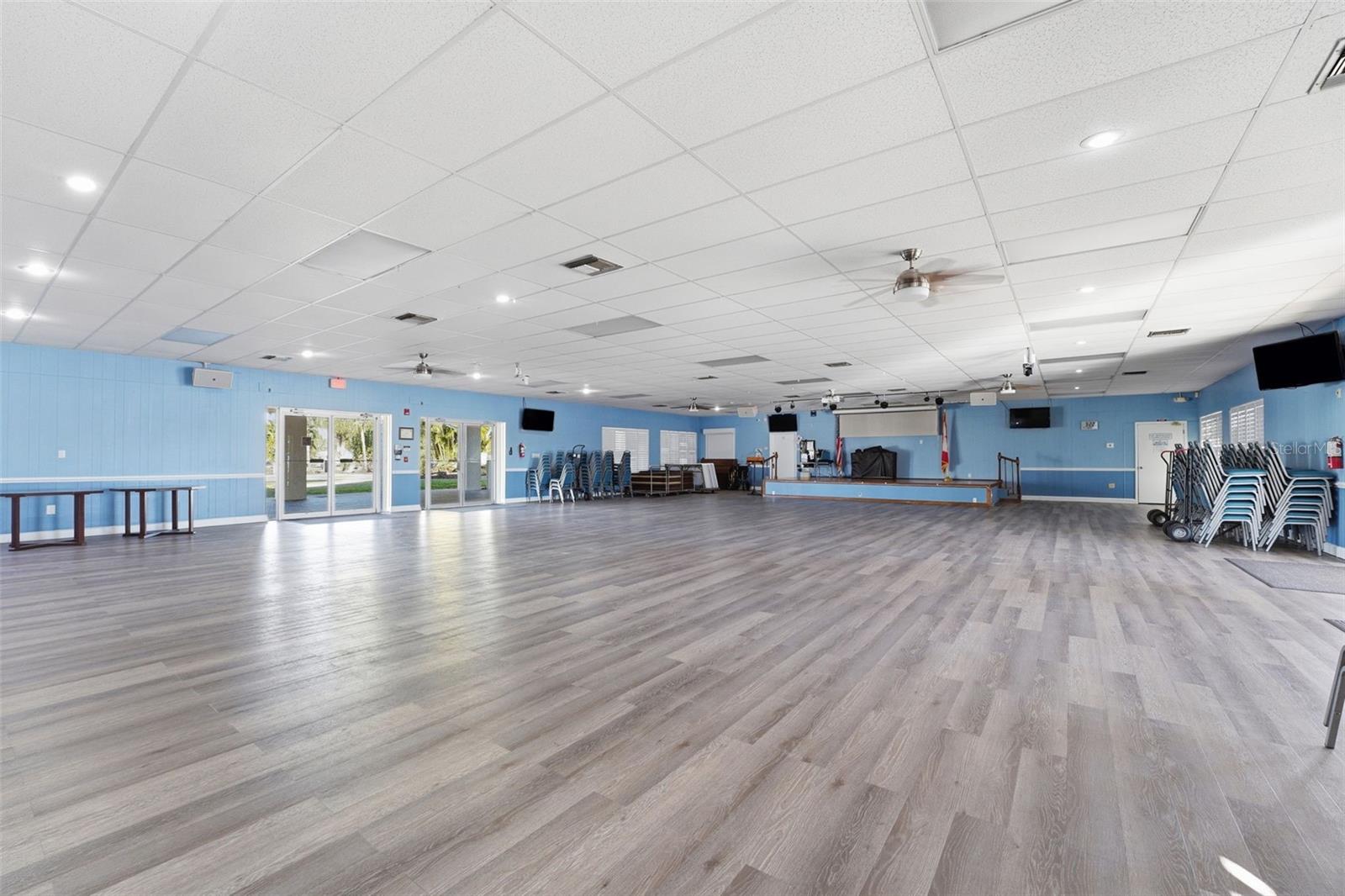 MAPLE LEAF ESTATES - Residential