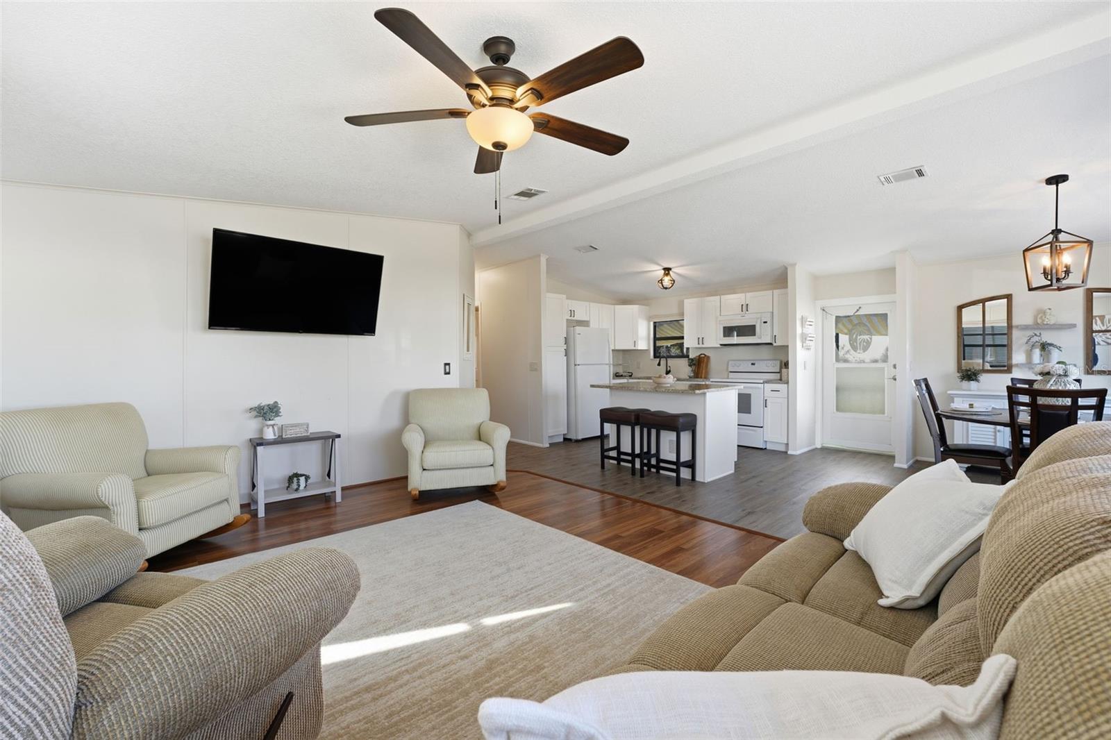 MAPLE LEAF ESTATES - Residential