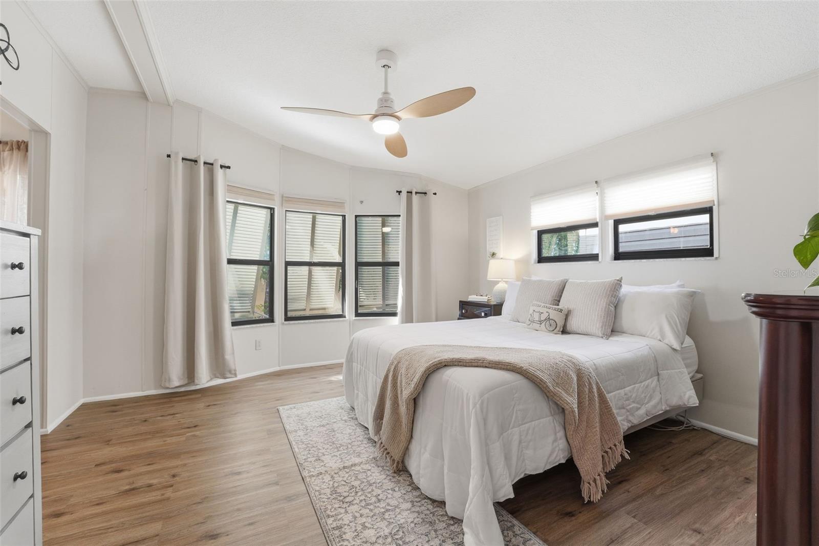 MAPLE LEAF ESTATES - Residential