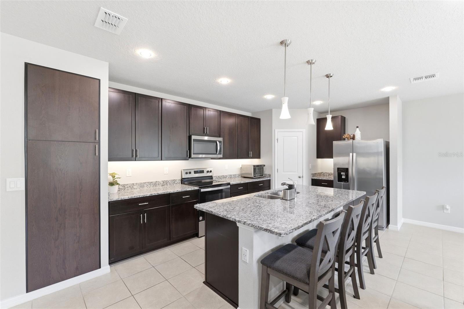 BRISTOL MDWS PH 2 - Residential