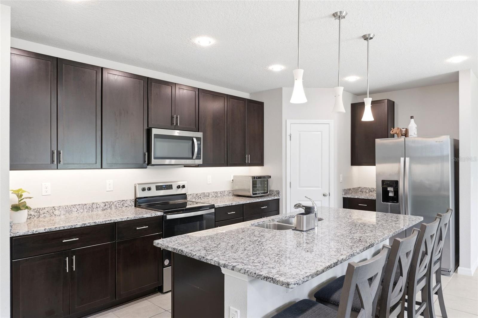 BRISTOL MDWS PH 2 - Residential