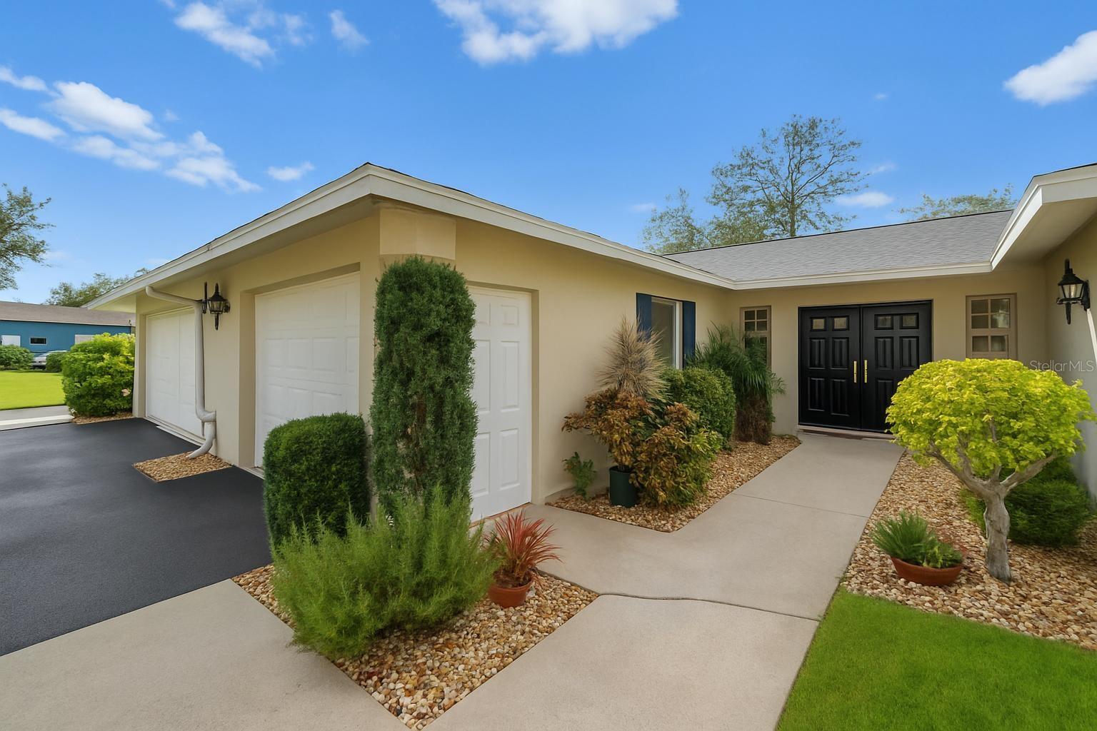 7460 W COUNTRY CLUB DRIVE N