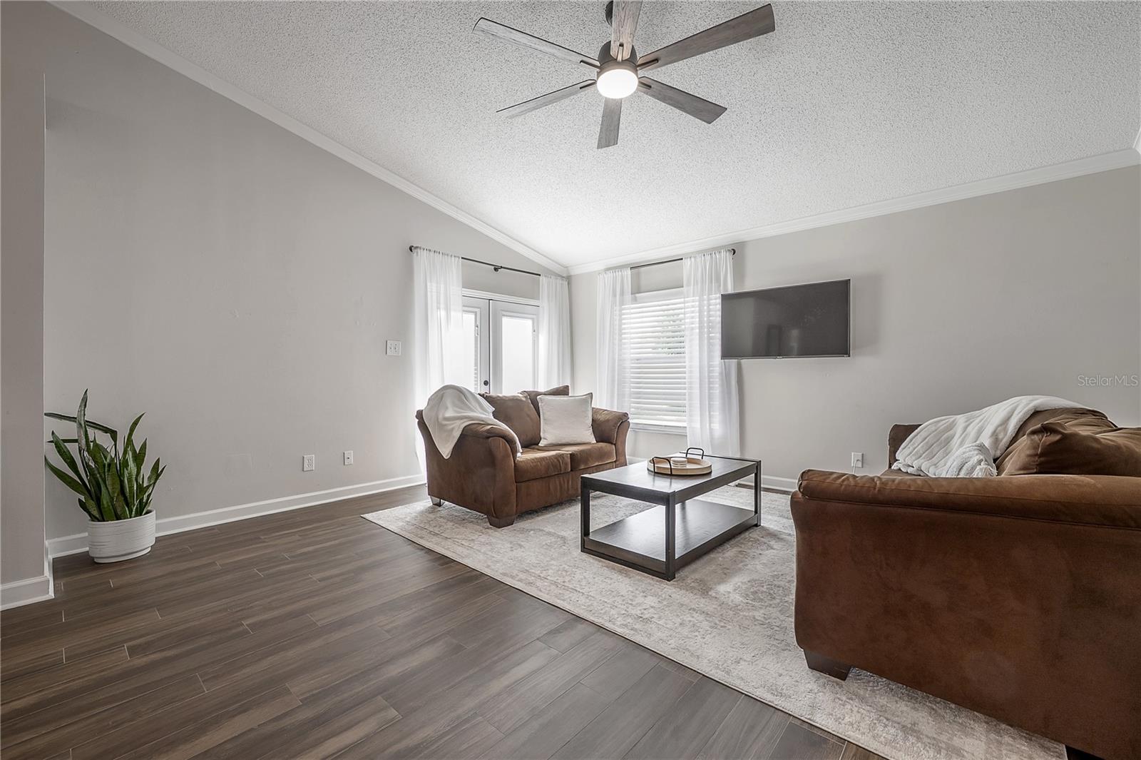 FAWN RIDGE VILLAGE D UN 1 - Residential