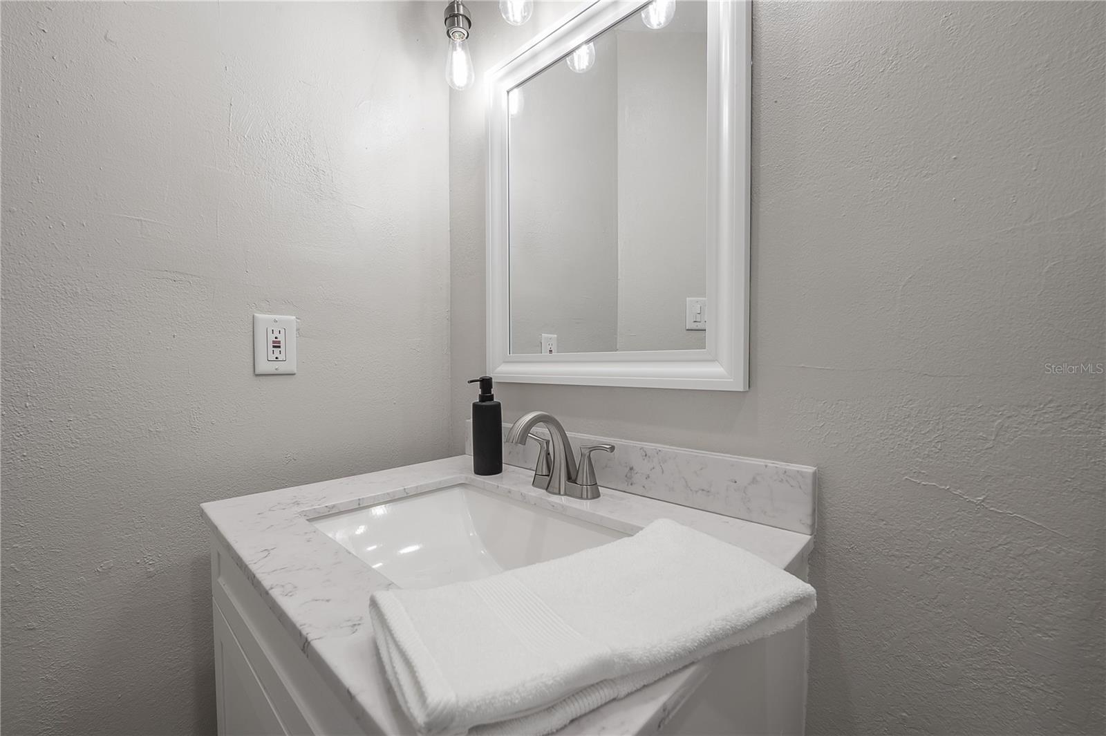 FAWN RIDGE VILLAGE D UN 1 - Residential