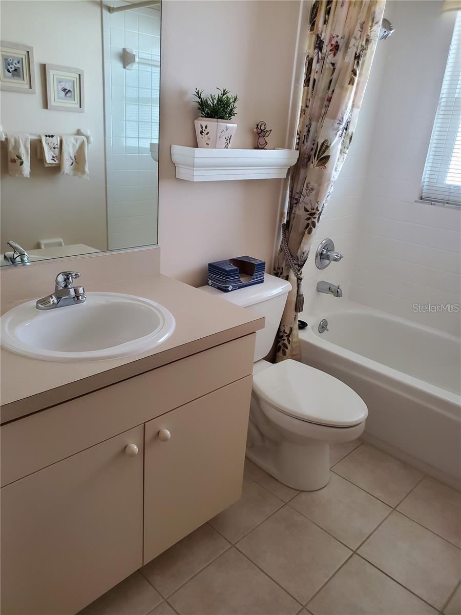 SUN CITY CENTER UNIT 163 - Residential Lease