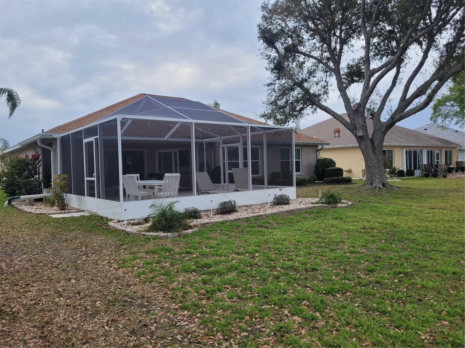 SUN CITY CENTER UNIT 163 - Residential Lease