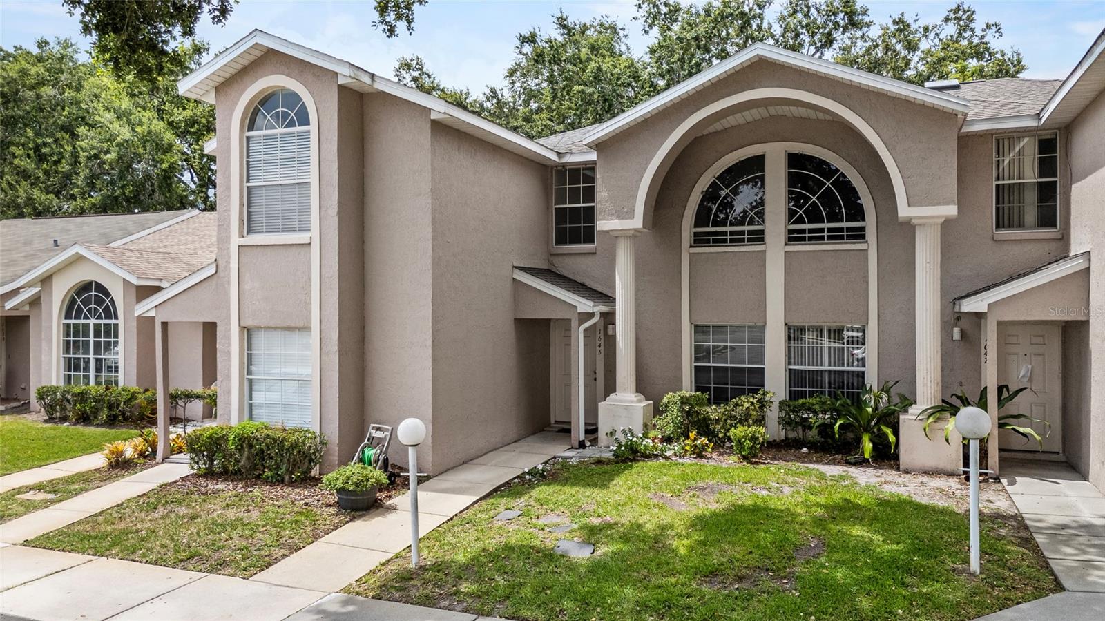 1645 WINDSOR OAK COURT