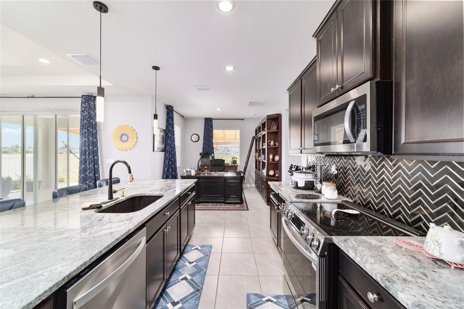 BROOKHAVEN - Residential