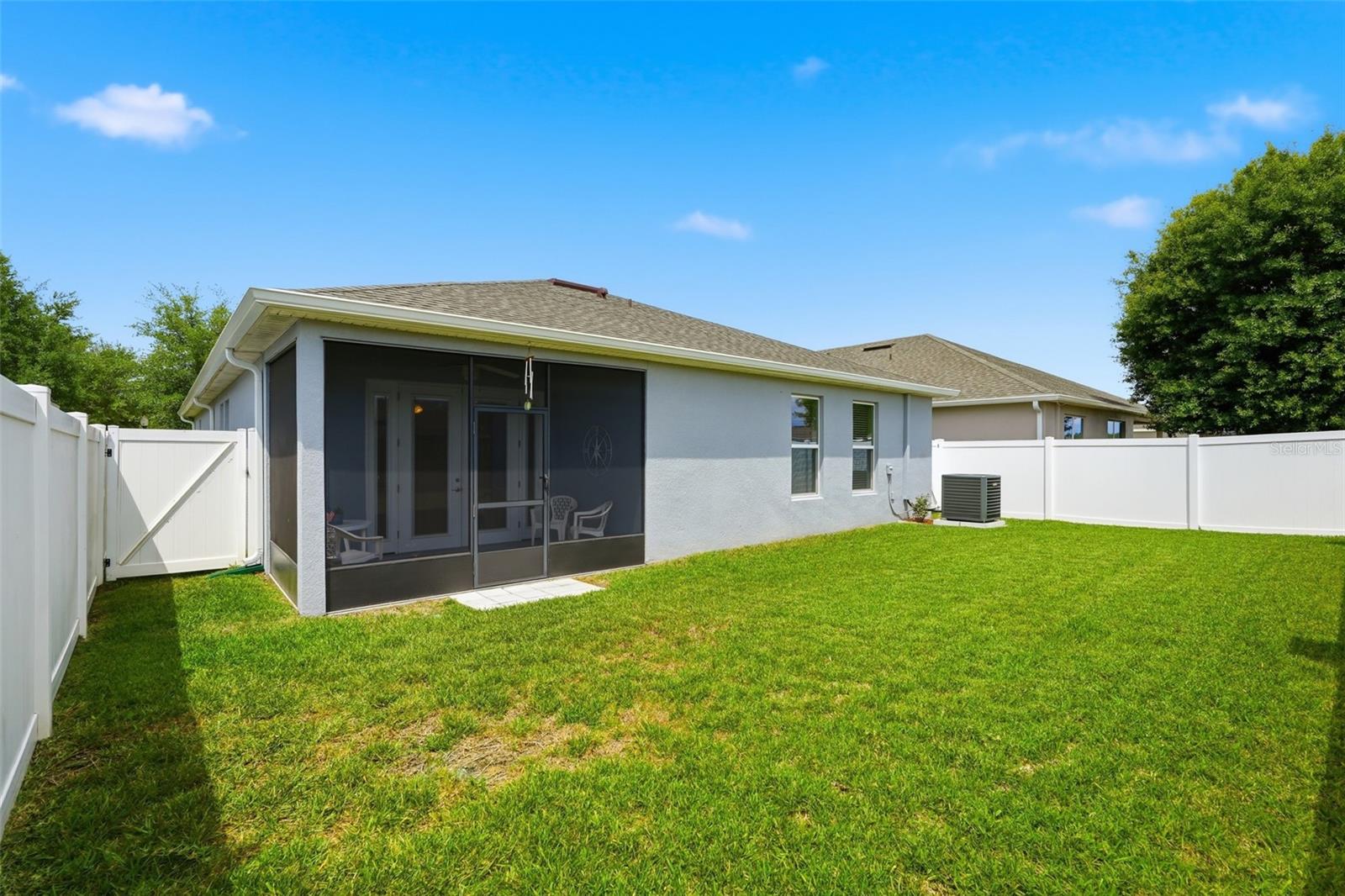 SAWGRASS BAY PH 2B - Residential