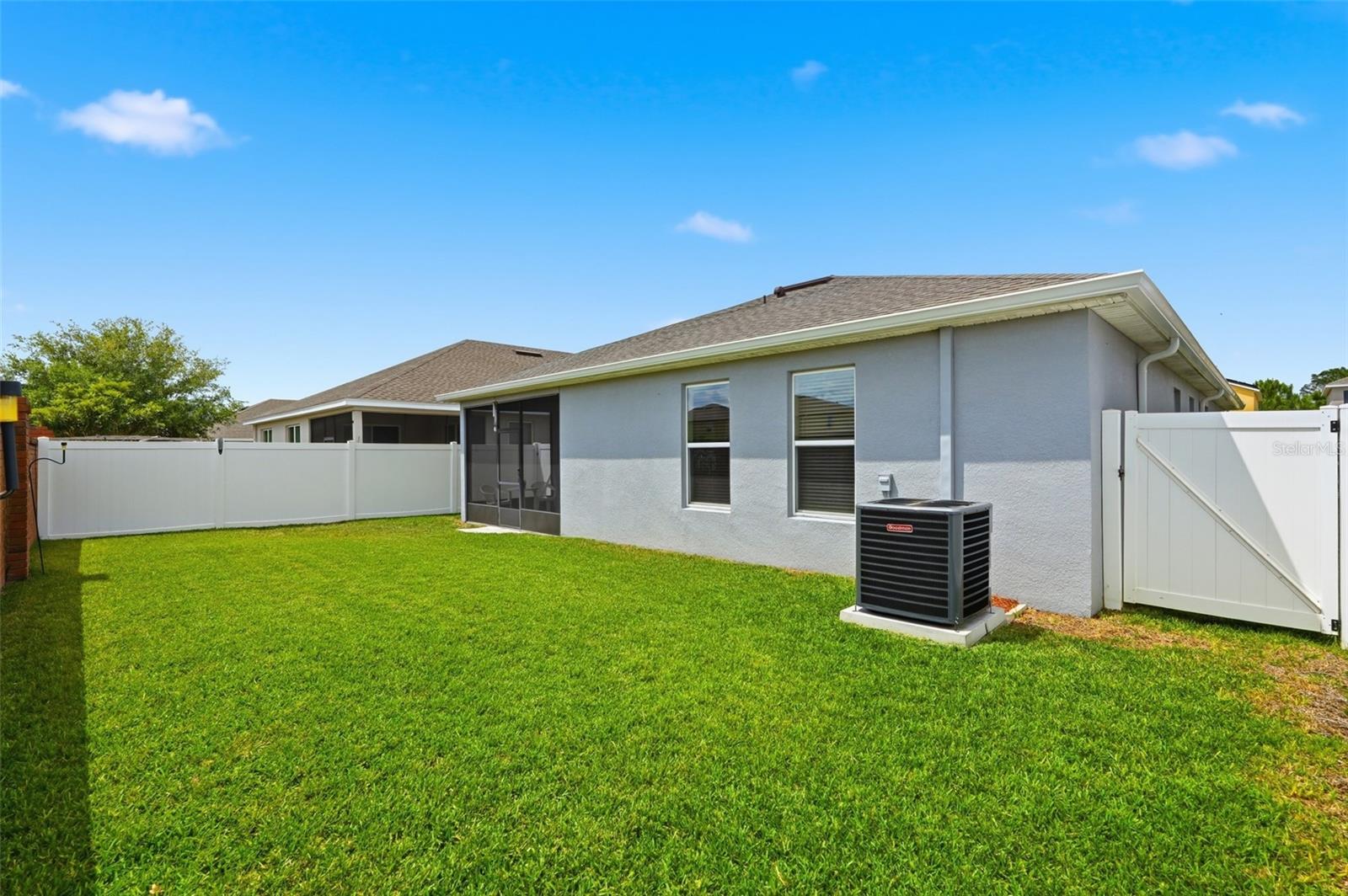 SAWGRASS BAY PH 2B - Residential