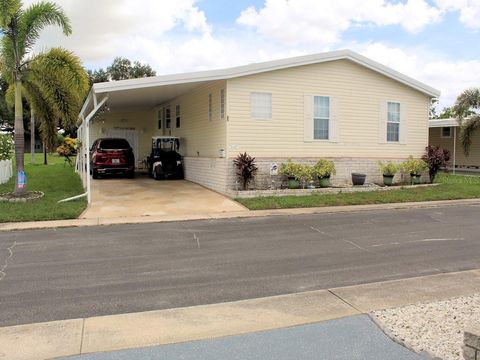 25 THATCH PALM STREET W LARGO FL 33770