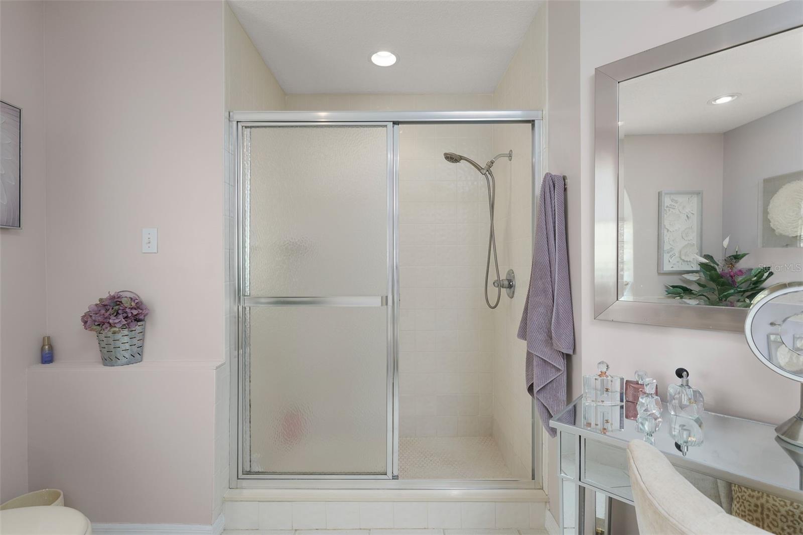 CYPRESS KNOLLS - Residential