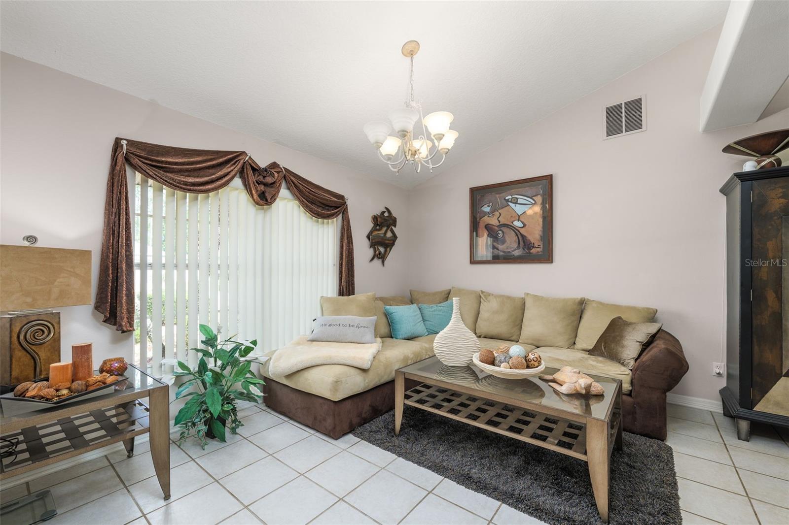 CYPRESS KNOLLS - Residential