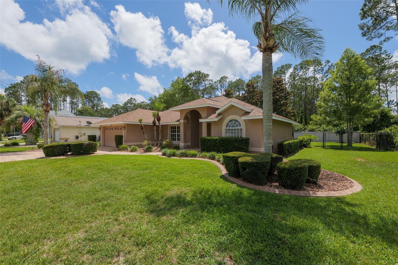 CYPRESS KNOLLS - Residential