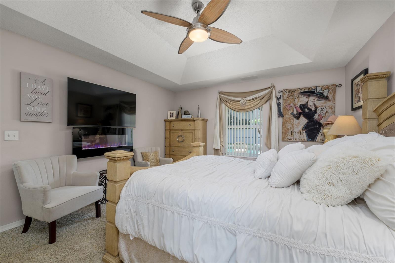 CYPRESS KNOLLS - Residential