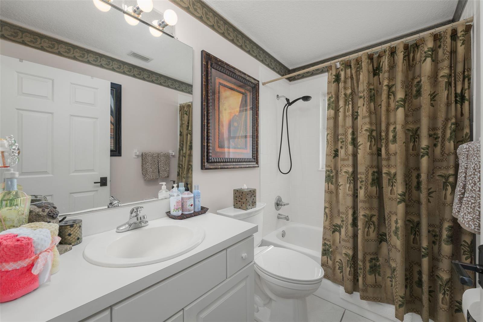 CYPRESS KNOLLS - Residential