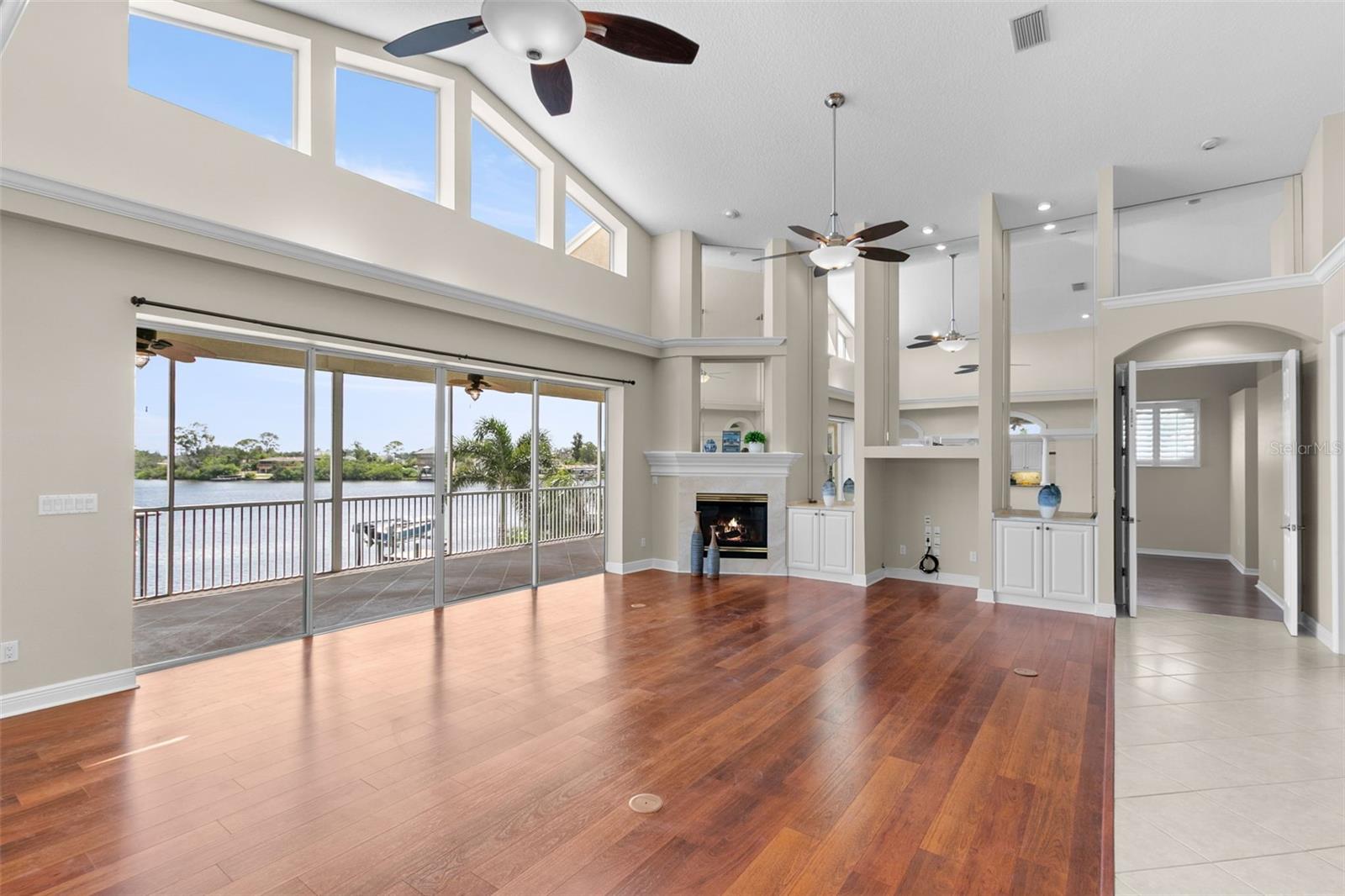 SUNSET HILLS - Residential