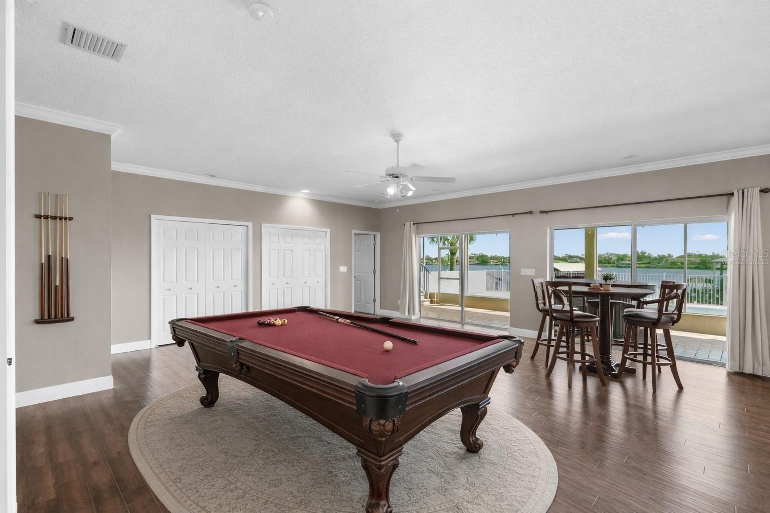 SUNSET HILLS - Residential