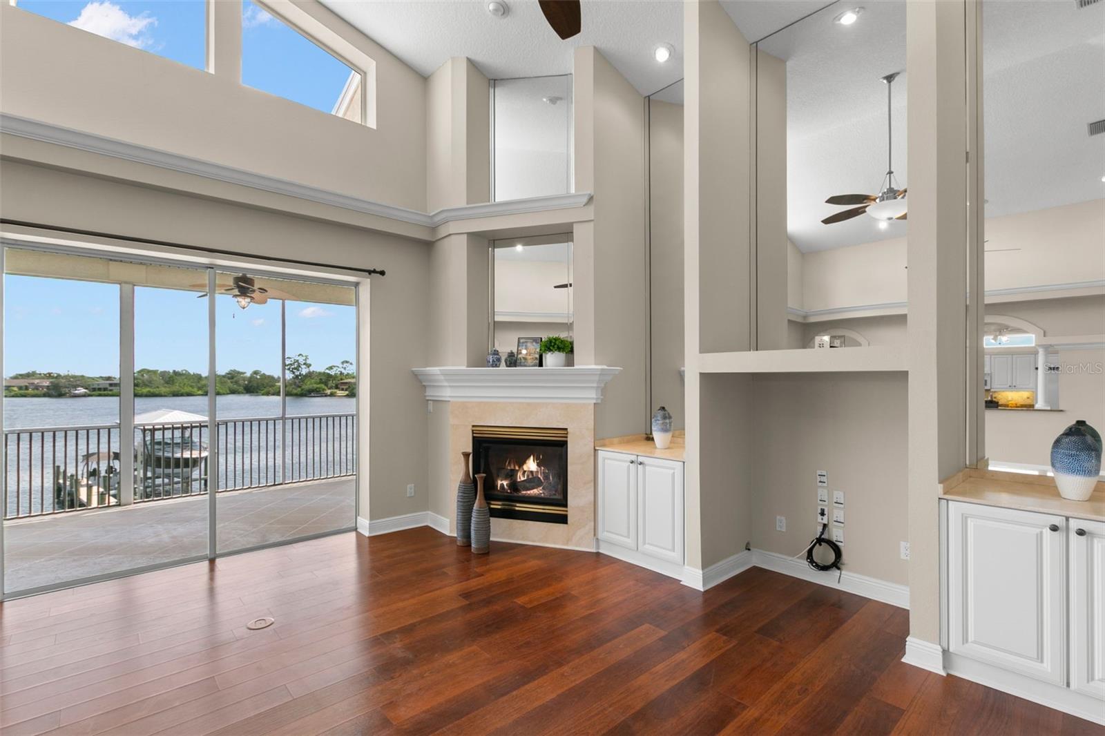 SUNSET HILLS - Residential