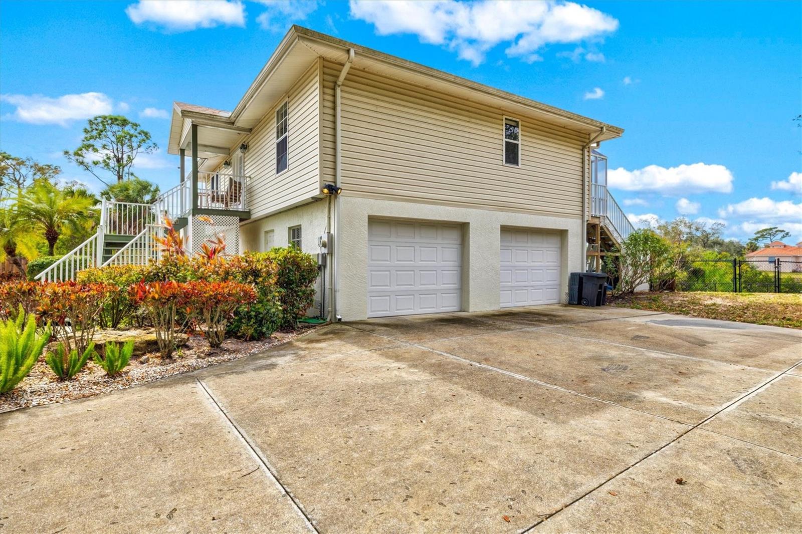 DALELAKE ESTATES - Residential