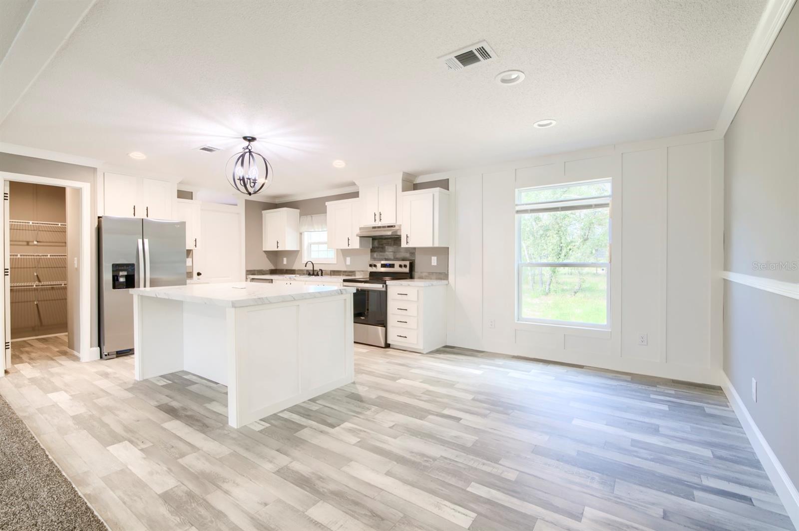 ENZO ESTATES - Residential