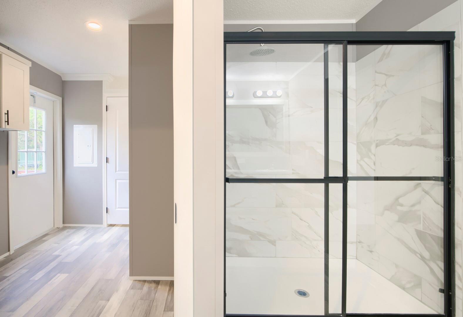 ENZO ESTATES - Residential