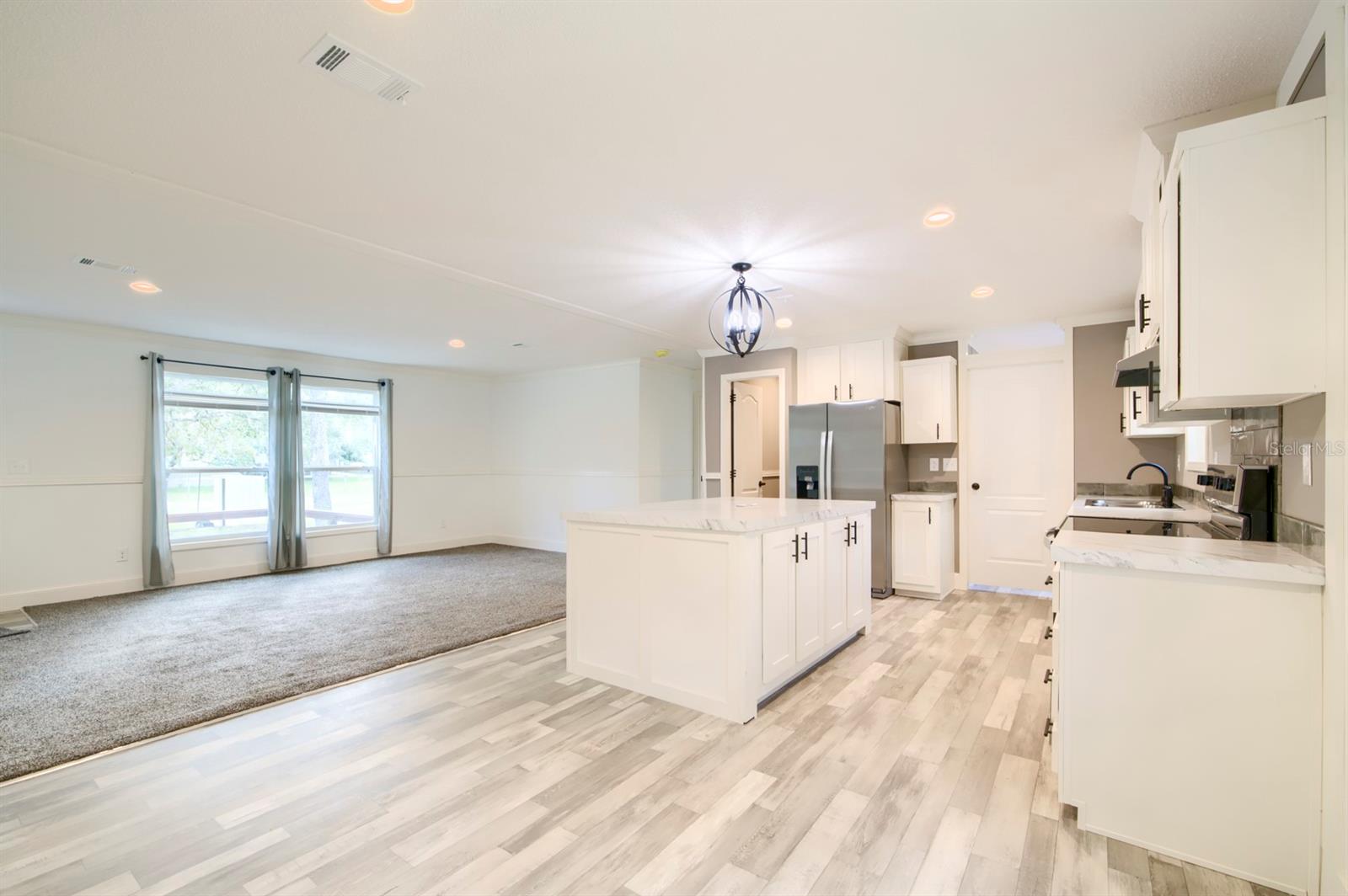 ENZO ESTATES - Residential