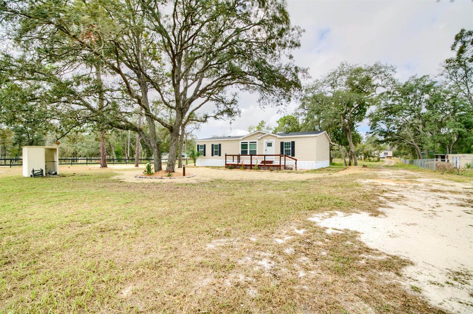 ENZO ESTATES - Residential