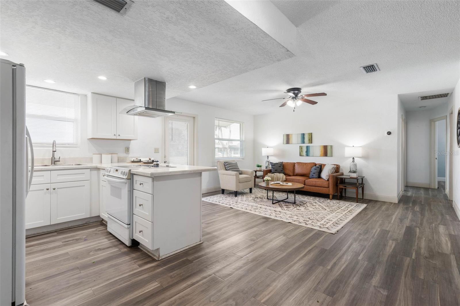 PALM HARBOR ESTATES - Residential