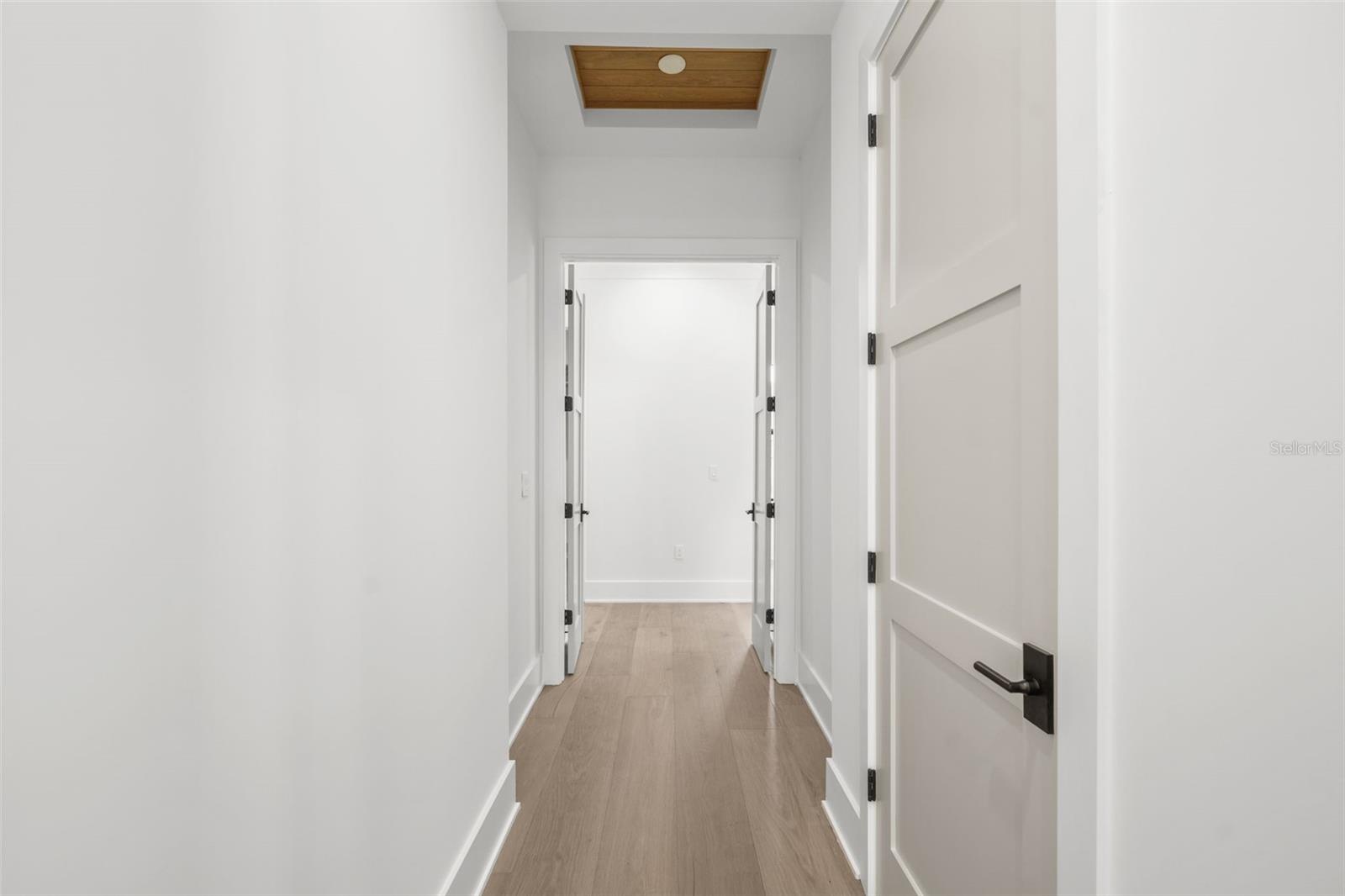 SUNSET PARK - Residential