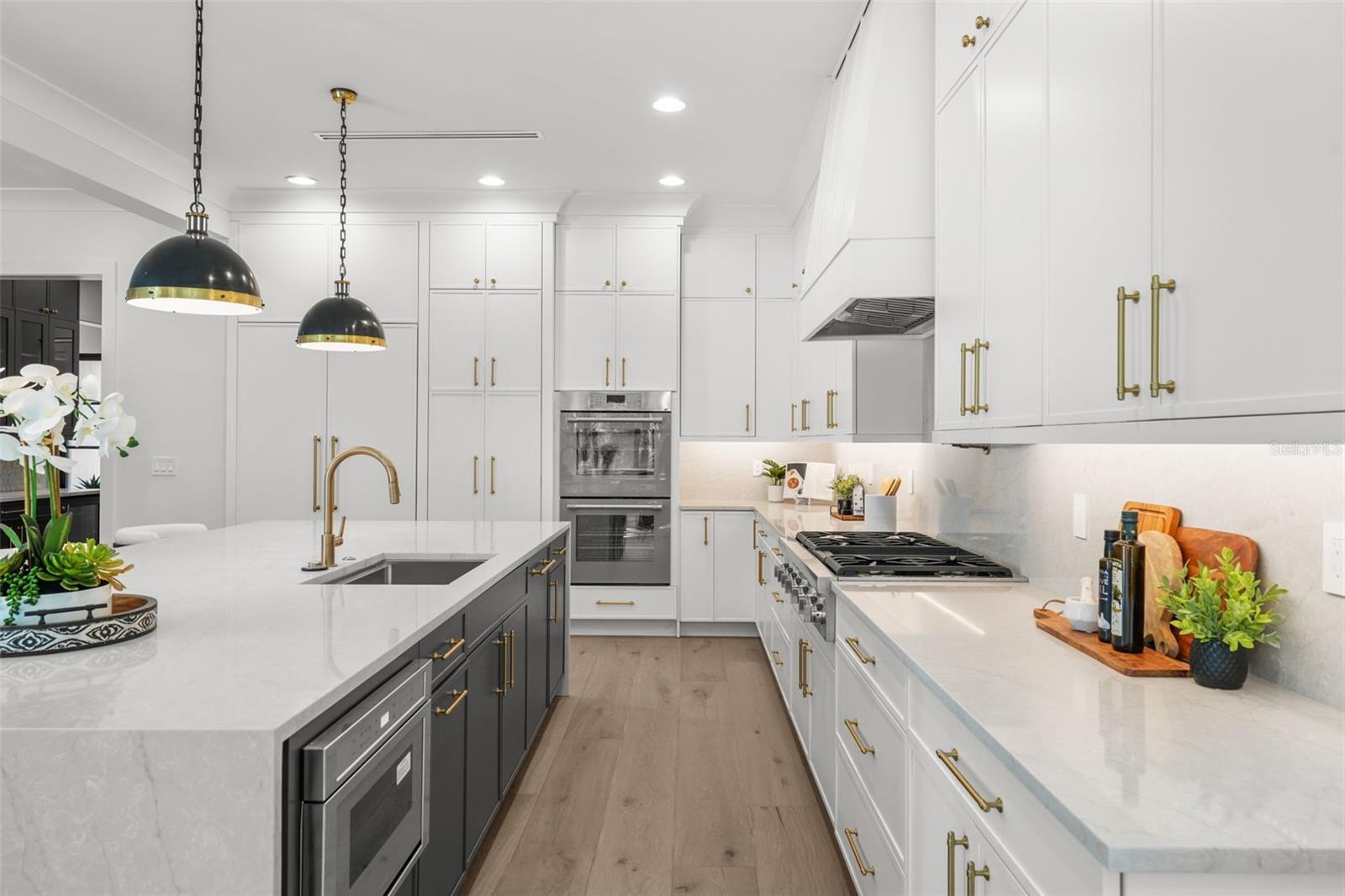 SUNSET PARK - Residential