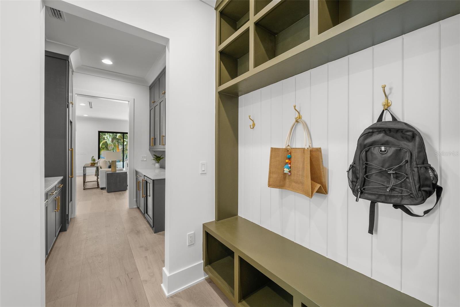 SUNSET PARK - Residential