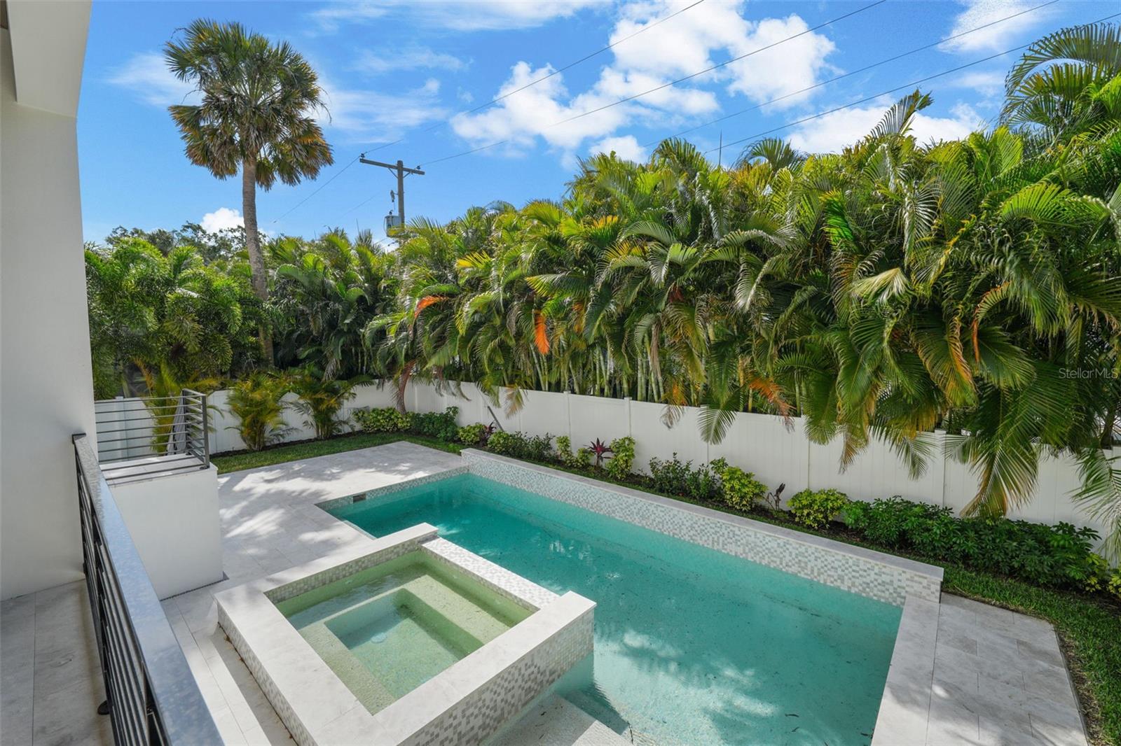 SUNSET PARK - Residential