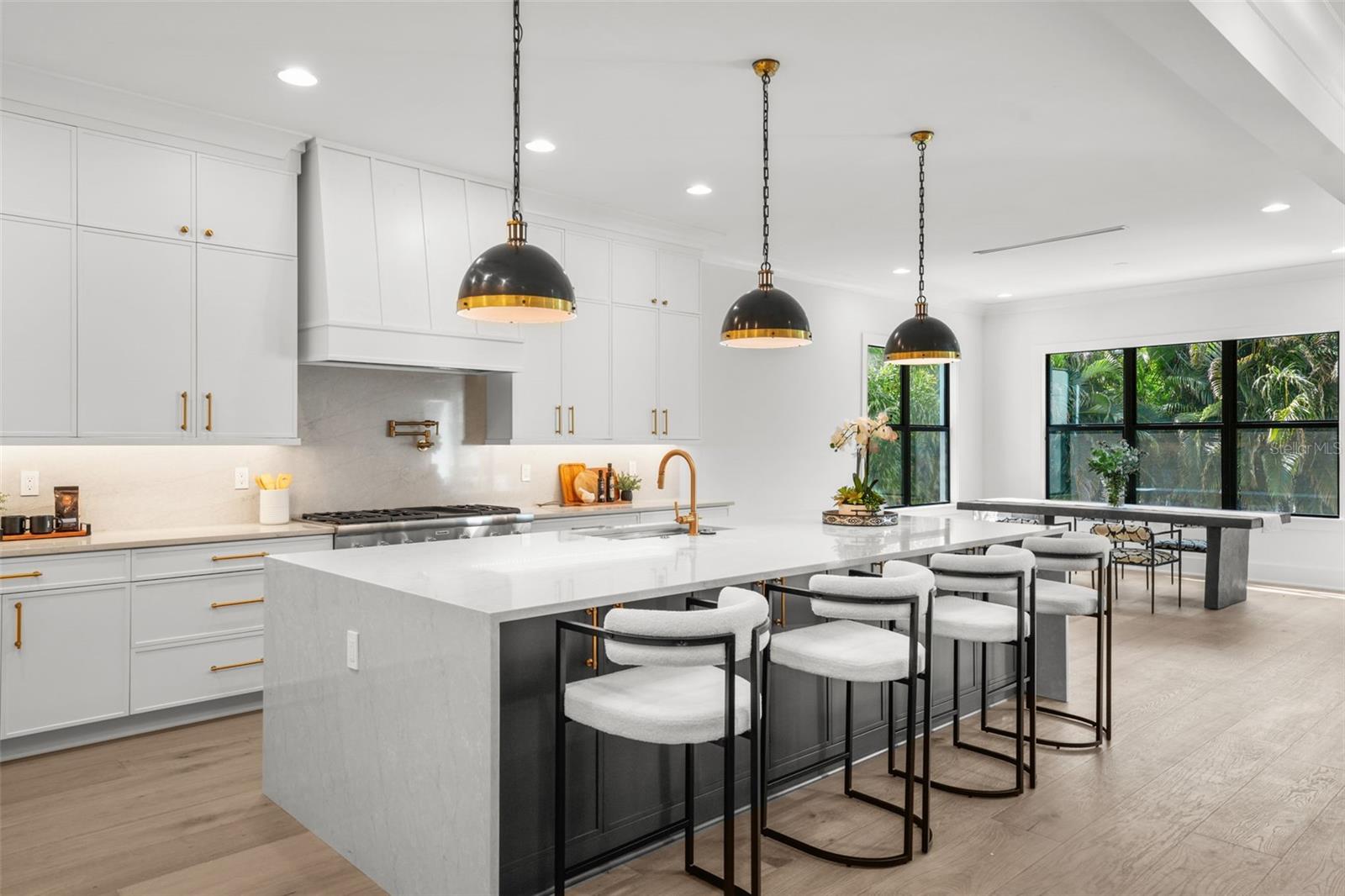 SUNSET PARK - Residential