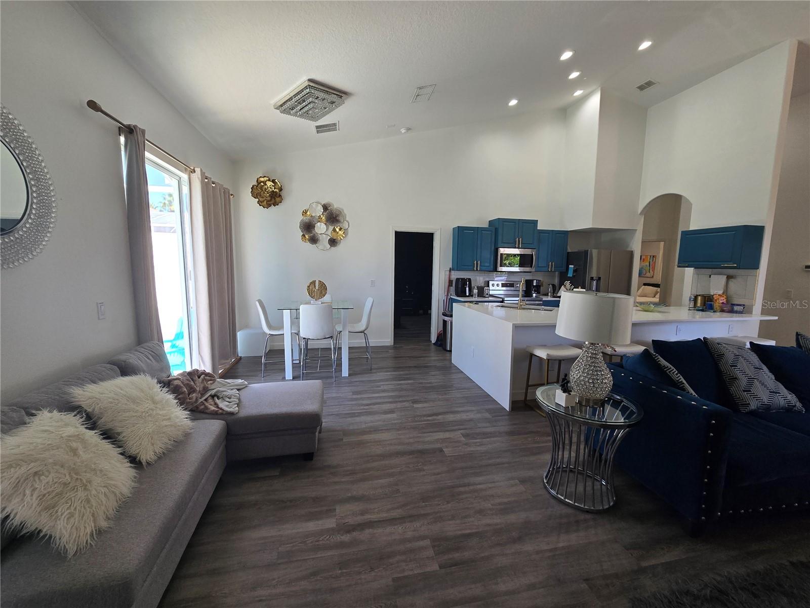 TUSCAN HILLS - Residential