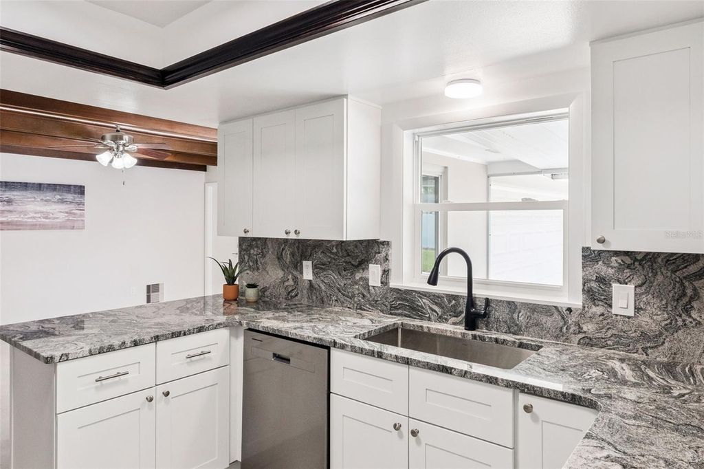 Photo of 4507 Crichton Lane, Orlando, FL 32806 (MLS # O6395907)