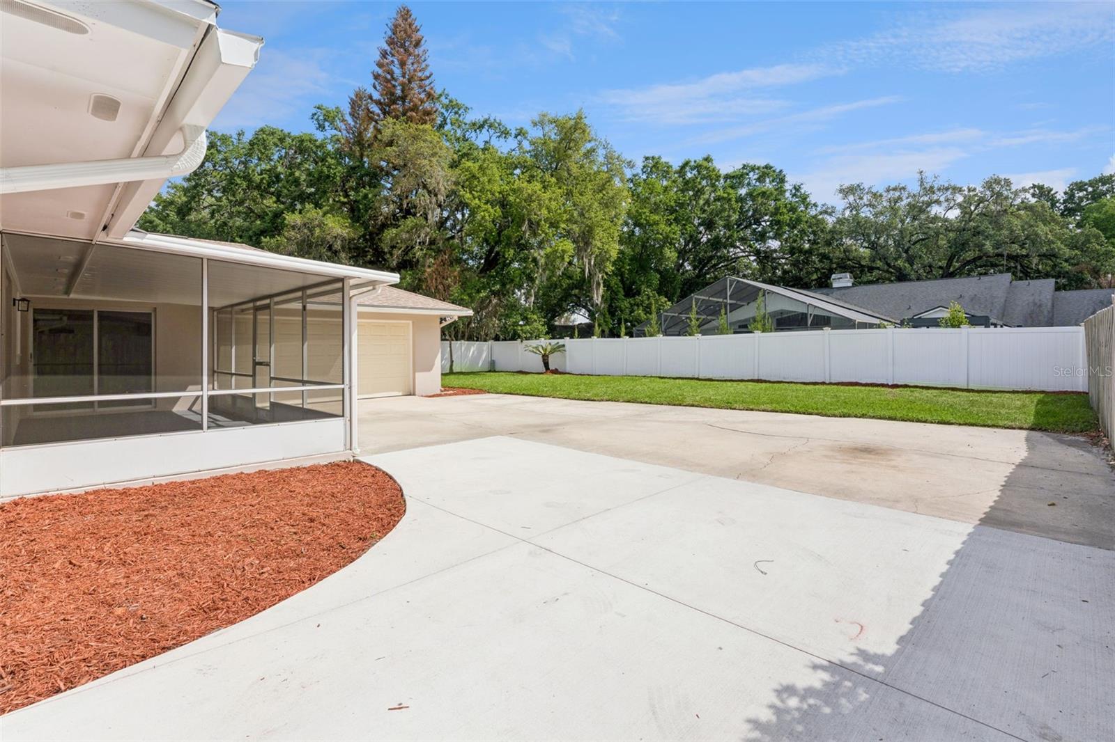 MERCERDEES GROVE - Residential