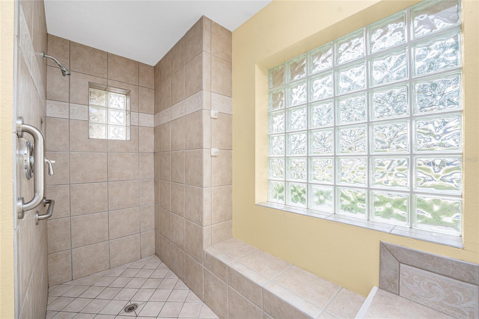 ROTONDA WEST - Residential