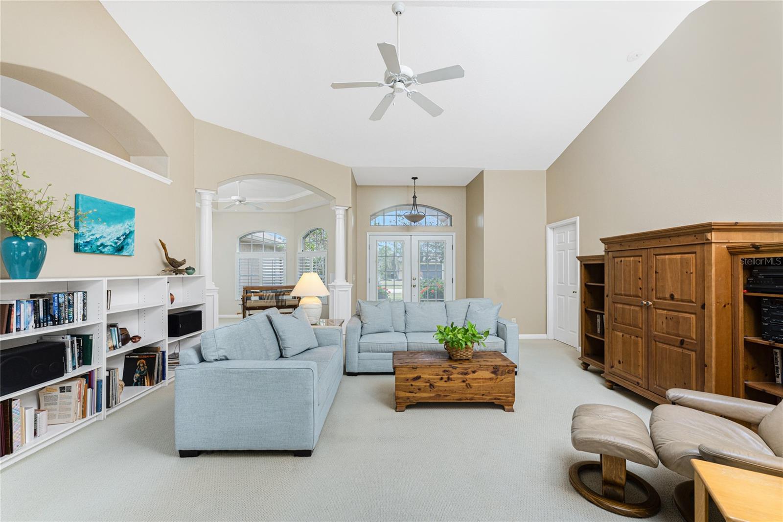 ROTONDA WEST - Residential